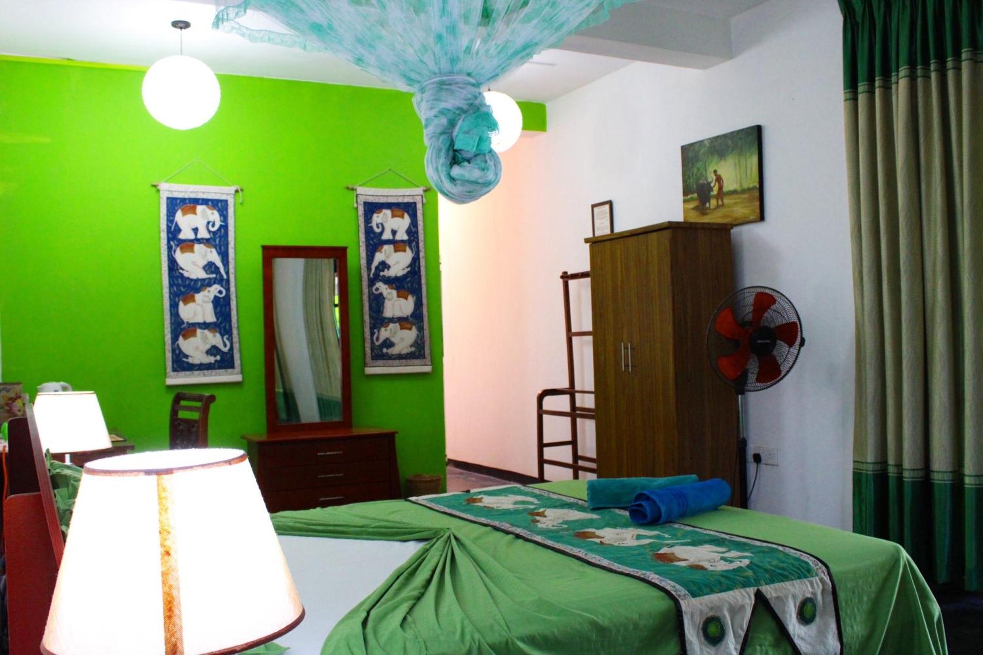 Raj Mahal Inn Wadduwa Zewnętrze zdjęcie